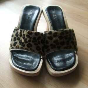 GUESS Wood Platform Mules w/ Leopard Faux Fur Slide Size us 9